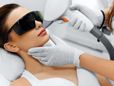 Lazer Epilasyonda Uzmanın Yetkin Olması Neden Önemlidir?